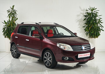 Geely MK Cross Вид 3